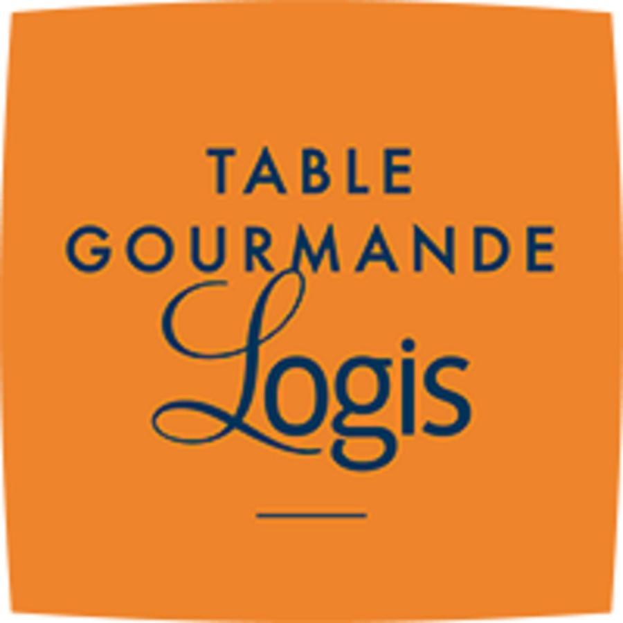Logis Hotel Des Deux Forts Salins-les-Bains Exterior foto